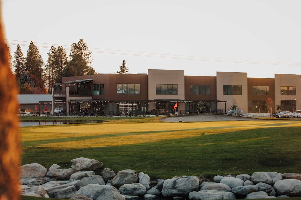 The Suites at Prairie Falls & Event Center — hotel in Post Falls