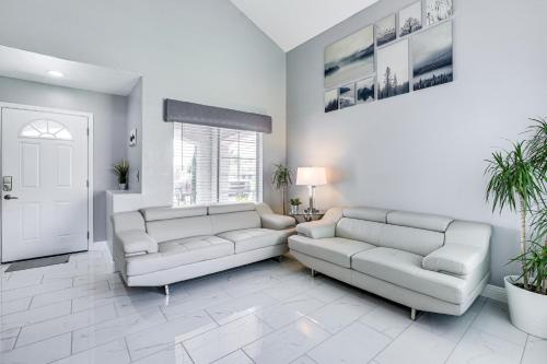 Dog Friendly Las Vegas Escape with Patio