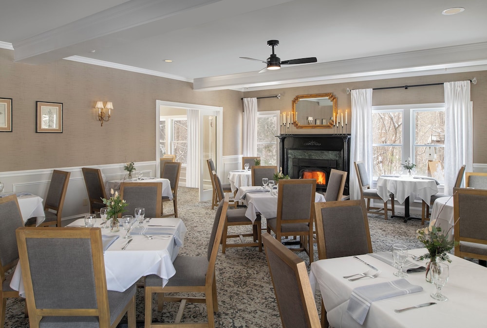 The Inn at Thorn Hill & Spa - photo 2