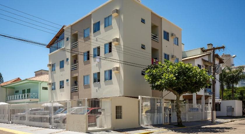 Residencial Lua Mar - carbon neutral hotel in Florianopolis