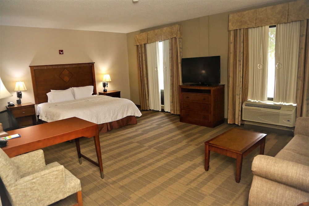 Hampton Inn & Suites Jennings - photo 3