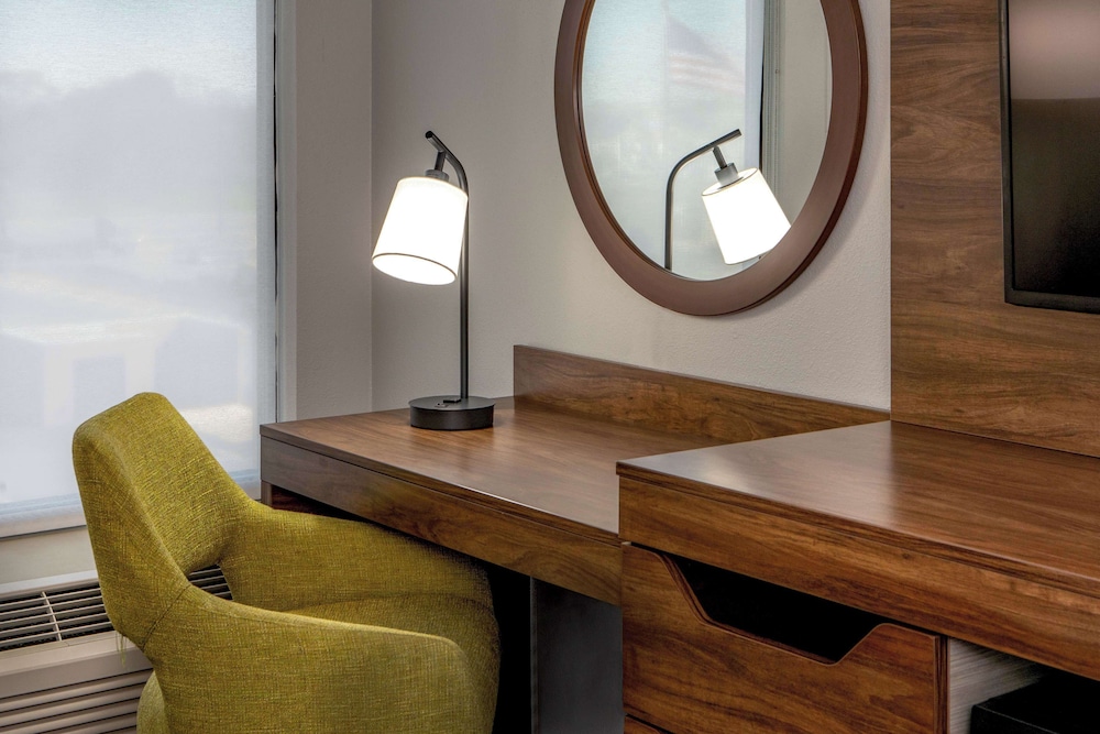 Hampton Inn Rehoboth Beach - photo 33