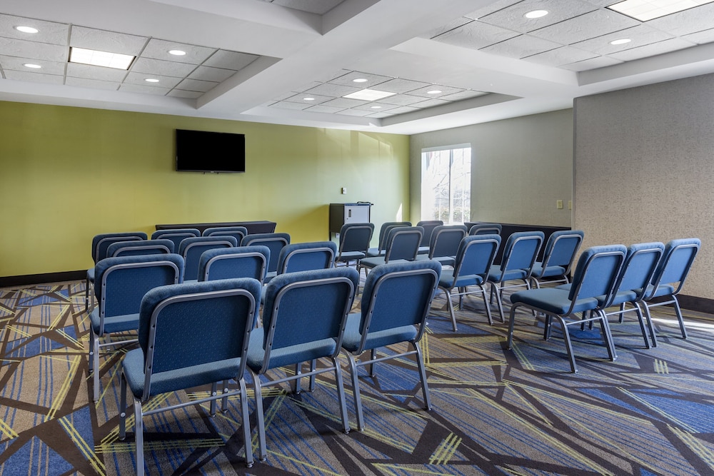 Holiday Inn Express Charlotte West Gastonia by IHG. - photo 49
