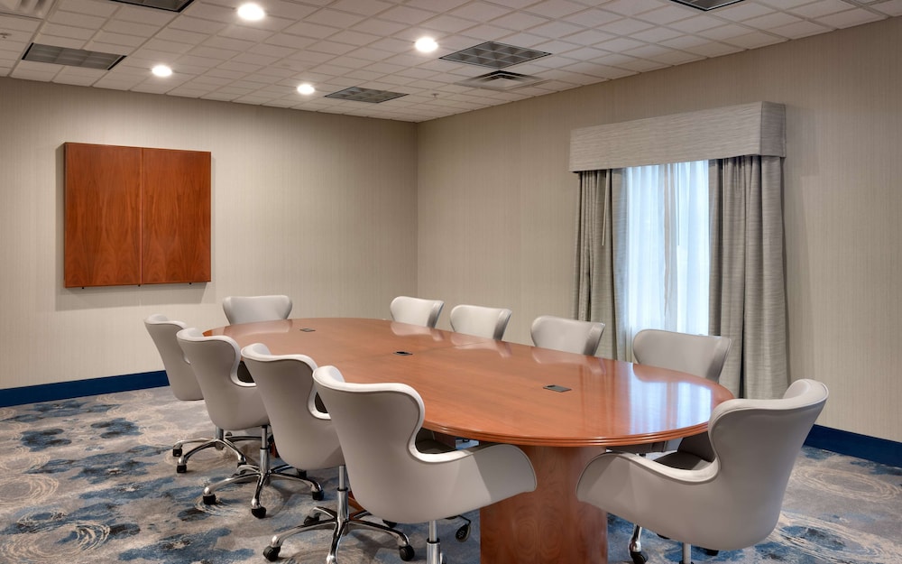 Hampton Inn & Suites Pocatello - photo 34