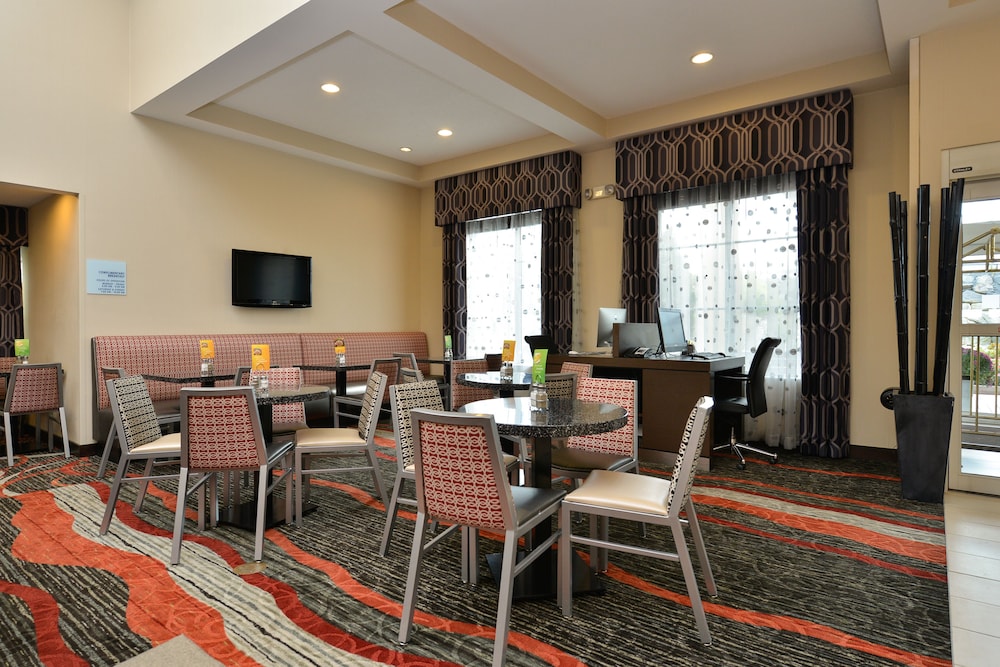 Holiday Inn Express Boston Milford by IHG - photo 25