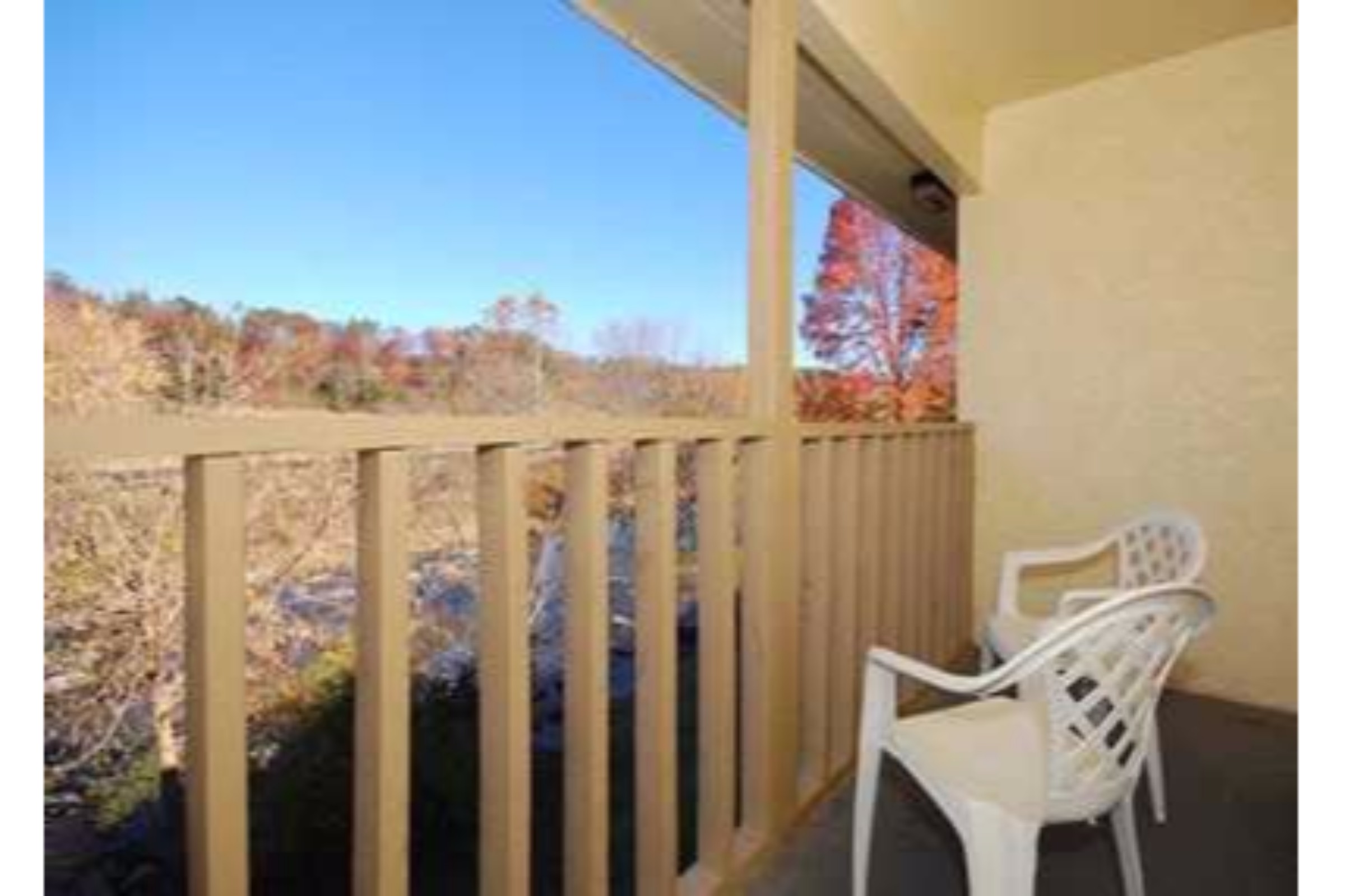 Econo Lodge Pigeon Forge TN - photo 7