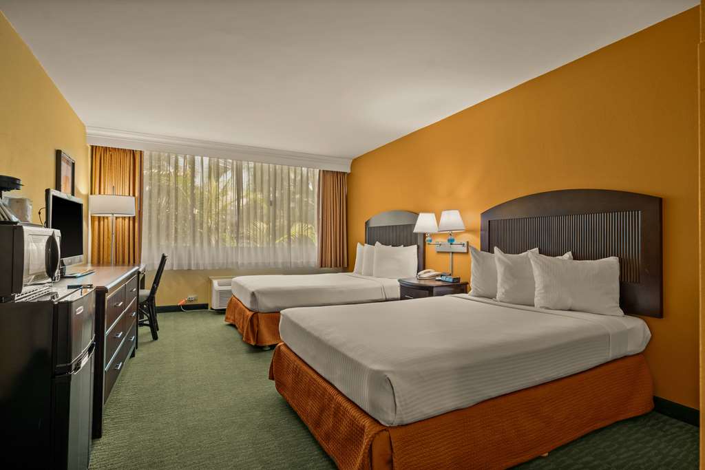 Airport Honolulu Hotel Trademark Collection by Wyndham - photo 26