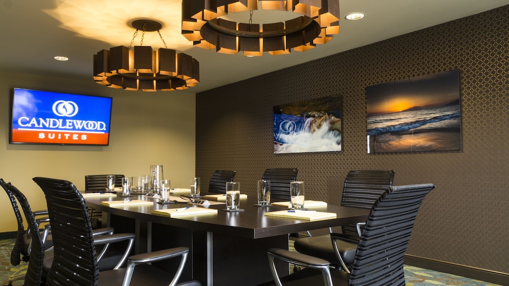 Candlewood Suites Vancouver Camas by IHG - photo 33