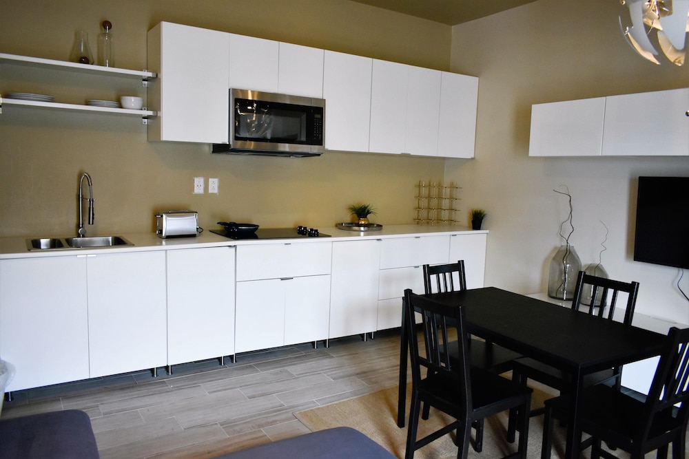 Private kitchenette