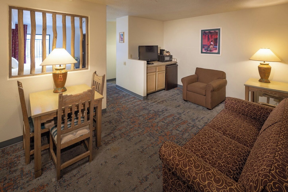 Sagebrush Inn & Suites - photo 47