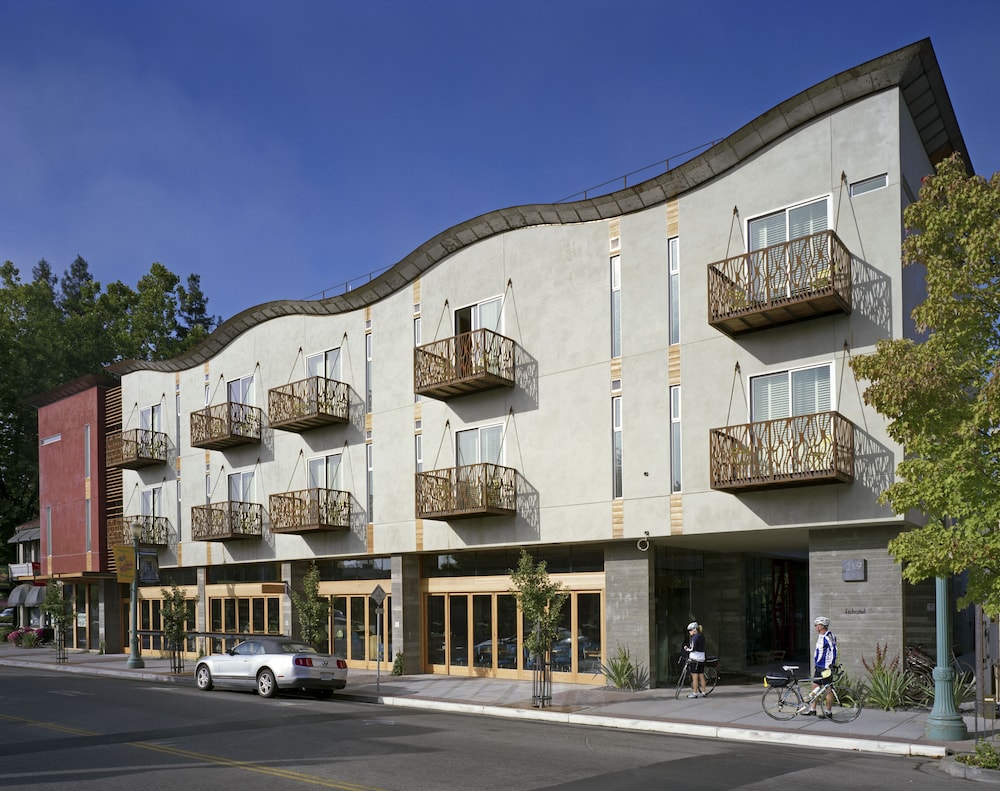 H2Hotel - photo 31