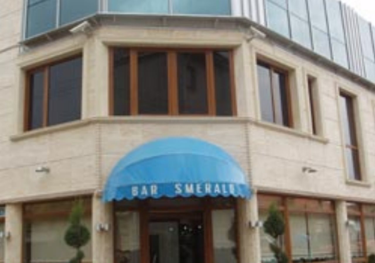 Smeraldi in Korce, Albania