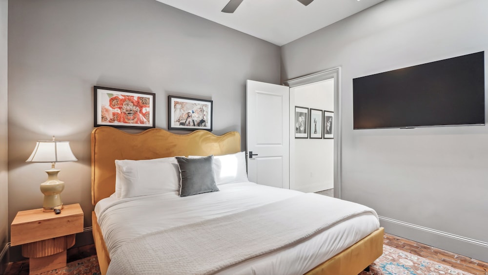 The Mary Beth Hotel & Gallery - photo 7