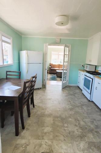 Beachside Inn - photo 4