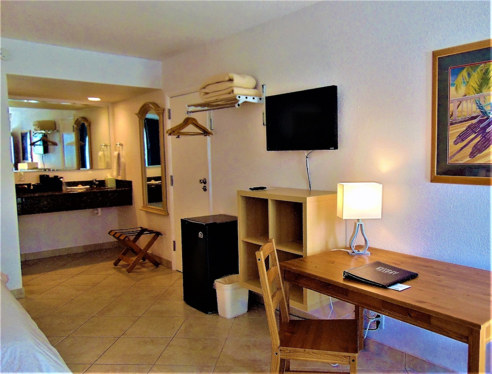 Dolphin Key Resort Cape Coral - photo 8