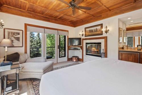 The Charter at Beaver Creek C225 in Beavercreek, United States