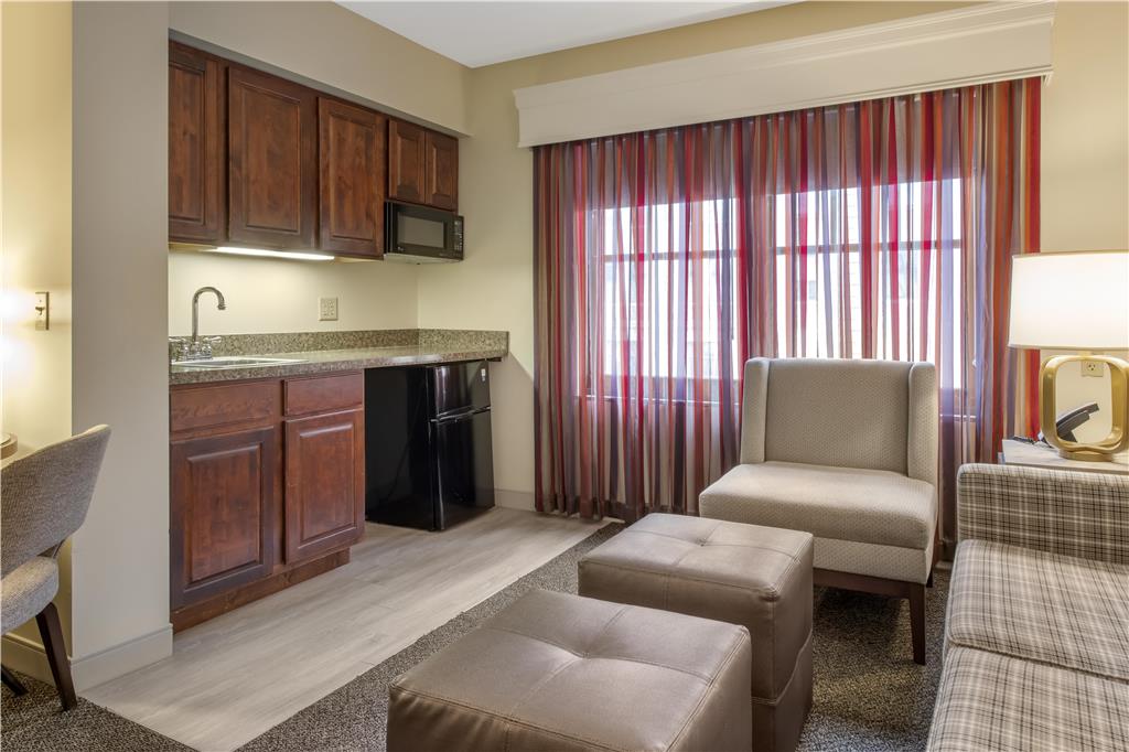 Best Western Plus The Normandy Inn & Suites - photo 14