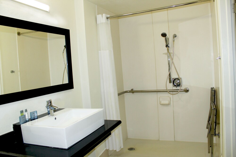 Stay Express Inn Dallas Fair Park Downtown - photo 15