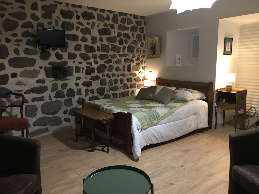 La Cadille — hotel in Saugues