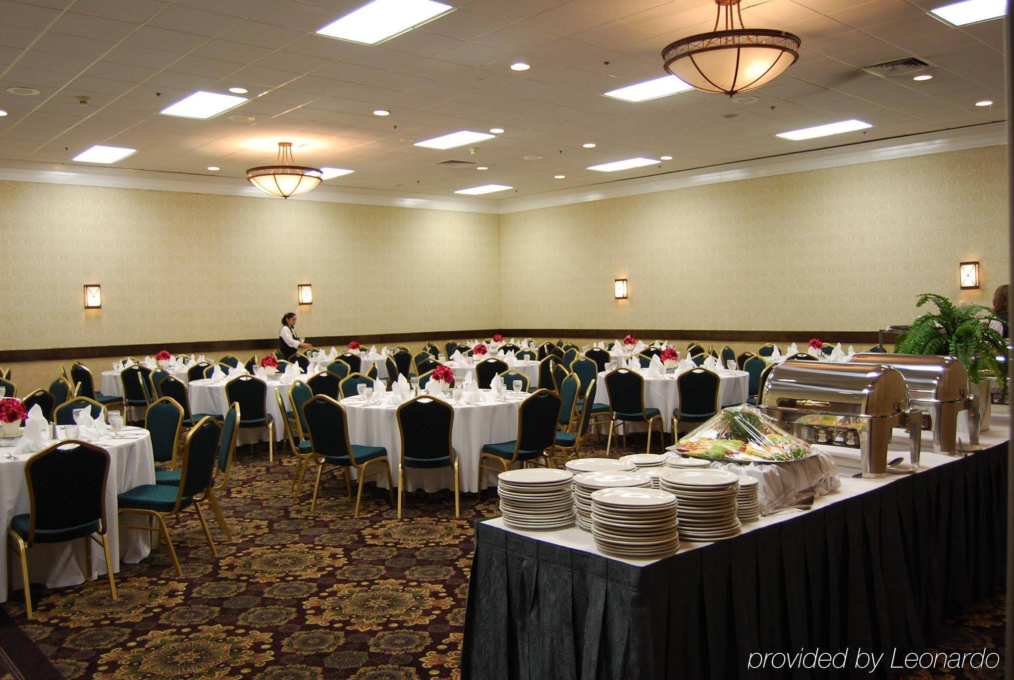 Love Field Hotel & Suites - photo 9