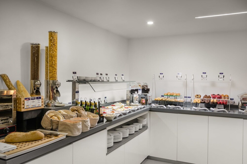 מזון ומשקאות