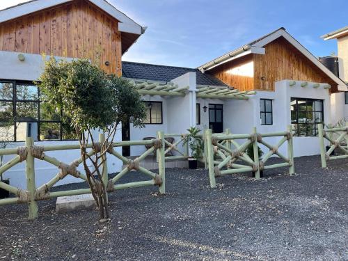 Kijani Holiday Home — 4-Star Luxury Hotel in Nanyuki, Kenya
