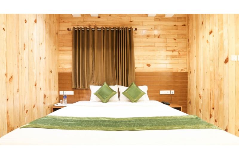Treebo Cmks Habitat Center Cochin — 4-Star Luxury Hotel in Cochin, India