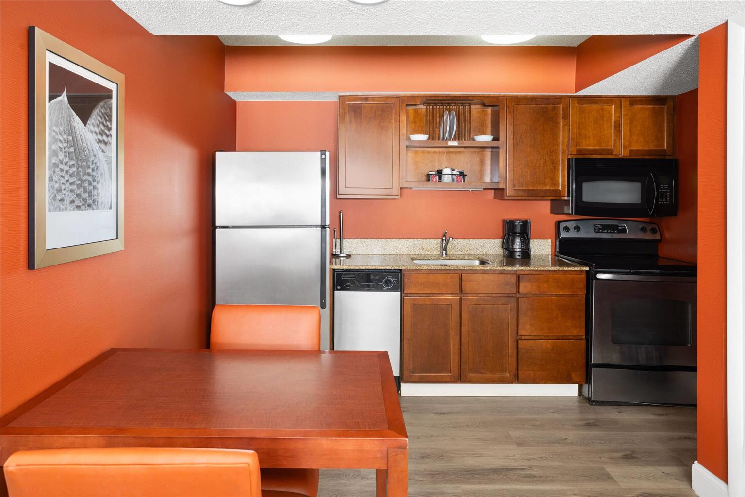Hawthorn Suites by Wyndham Vienna Tysons Corner - photo 33
