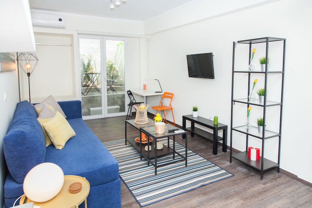 Perfect Modern Studio - carbon neutral hotel in Athens