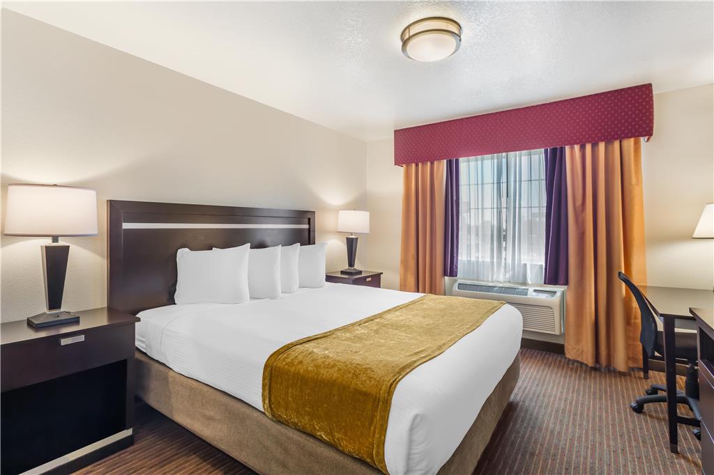 Best Western Luxury Inn - photo 29