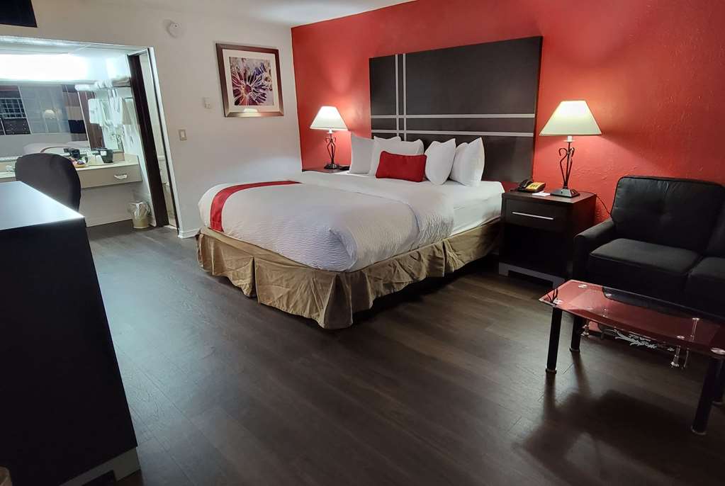 Ramada by Wyndham Mountain Home - photo 29