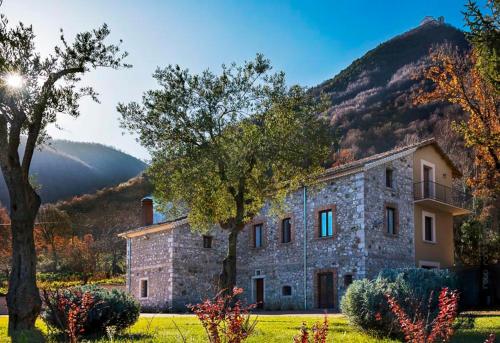 Masseria boutique b&b — 4-Star Luxury Hotel in Montella, Italy