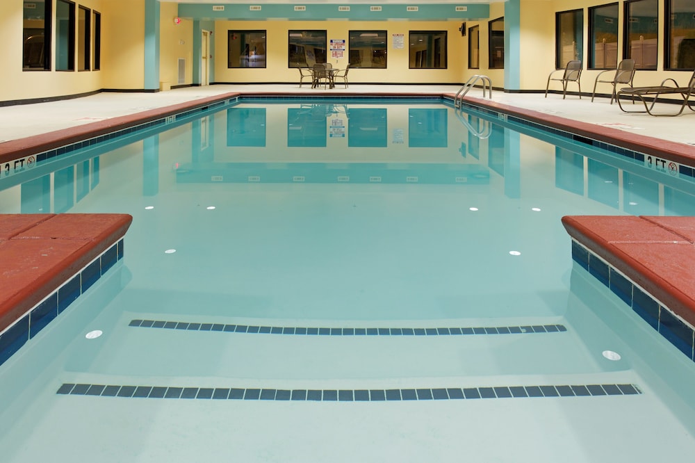 Holiday Inn Express Hotel & Suites Sylacauga by IHG - photo 15