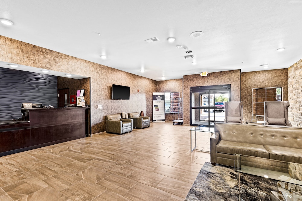 Cobblestone Hotel & Suites Ottumwa - photo 3