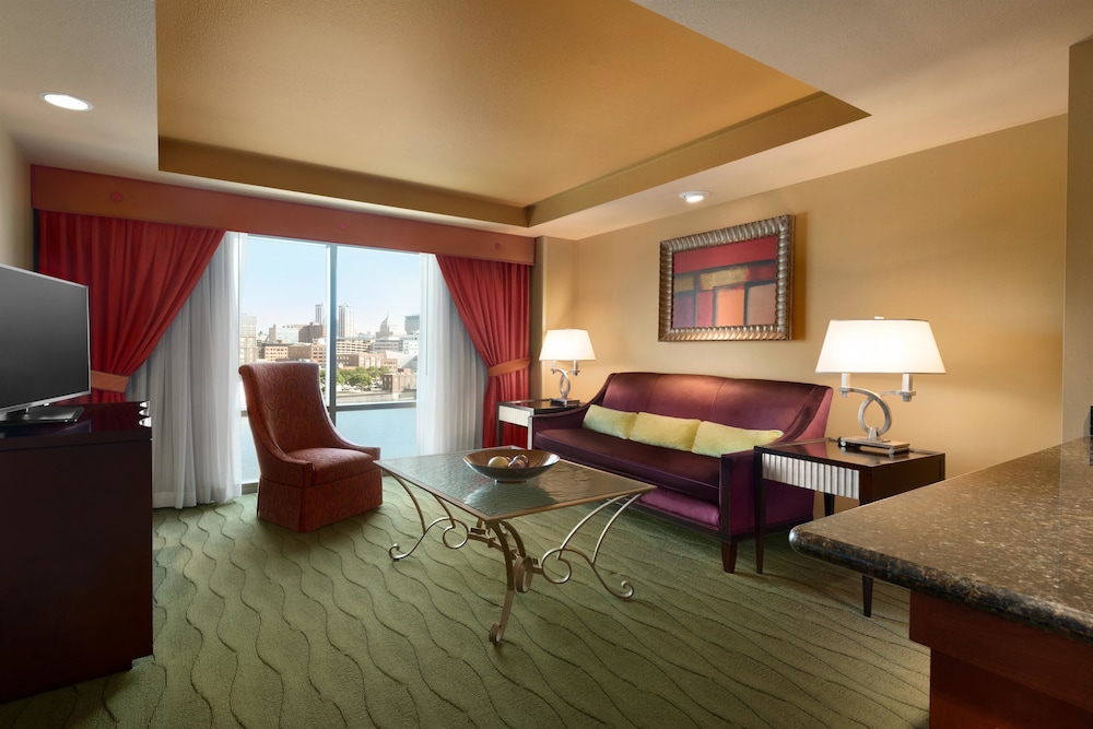 Embassy Suites by Hilton E Peoria Riverfront Conf Center - photo 17