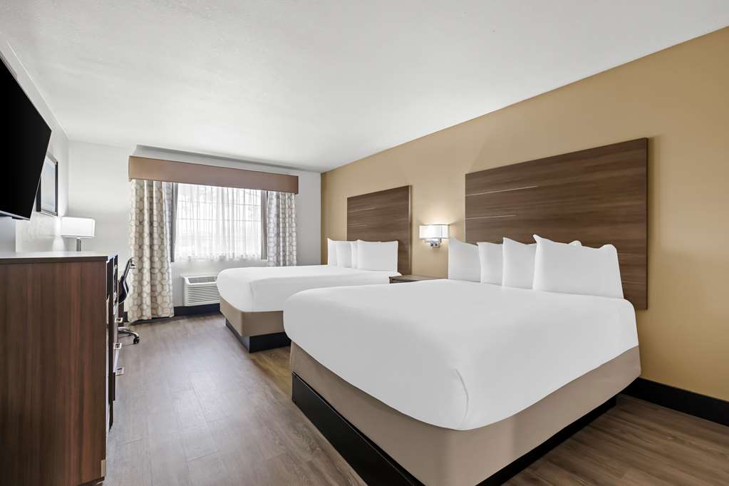 Best Western Plus Caldwell Inn & Suites - photo 25