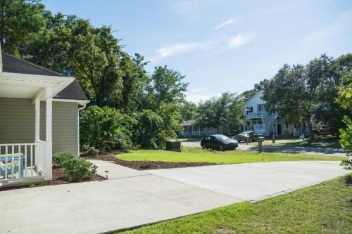 A Lucky Break by Oak Island Accommodations - photo 25