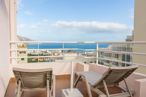 Perla do Oceano Funchal Sea View with XL Terrace — 4-Star Luxury Hotel in Funchal, Portugal