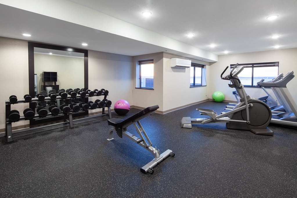 AmericInn by Wyndham Ashland - photo 9