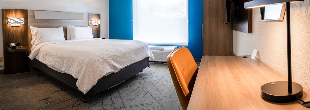 Holiday Inn Express & Suites Hiawassee by IHG - photo 10