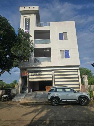 Hotel Aarav Palace in Sehore, India