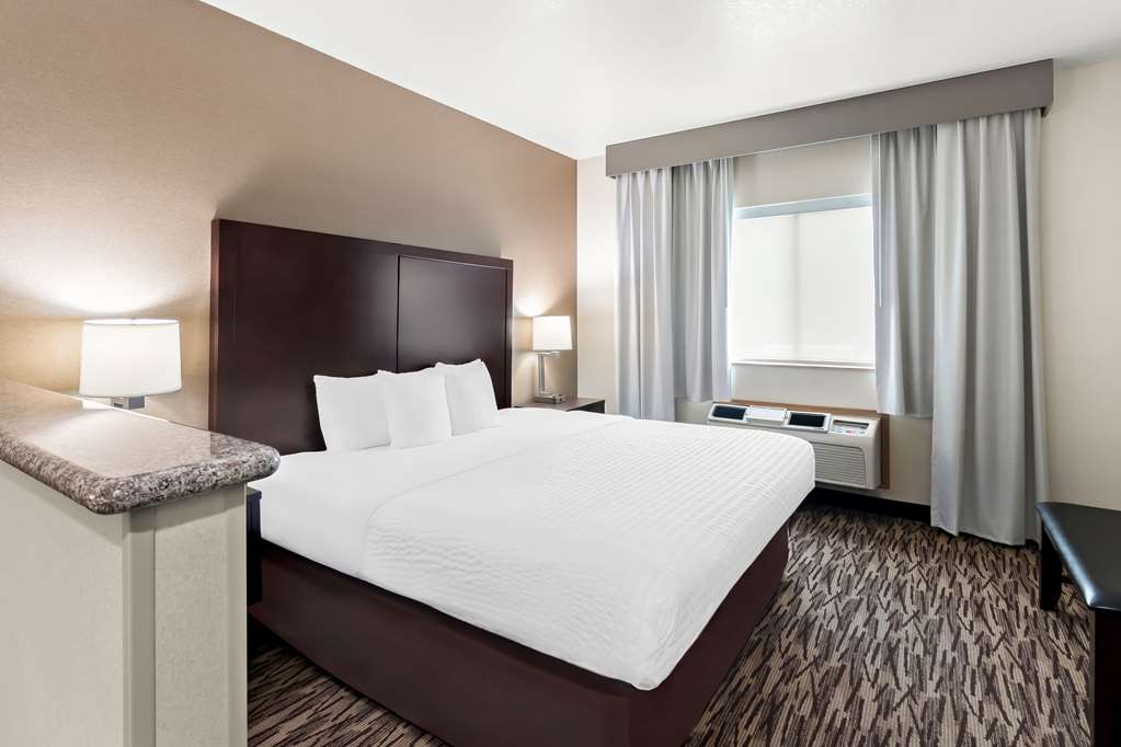Comfort Suites Portland Airport - photo 16