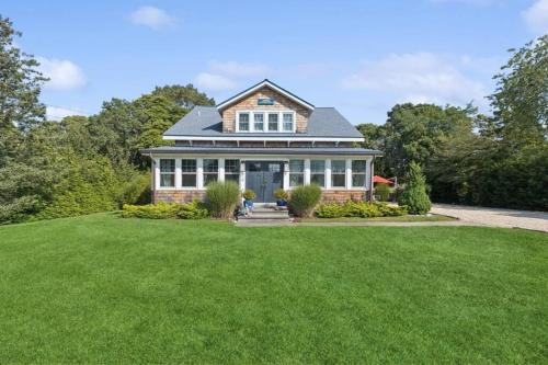 Beach Nirvana - carbon neutral hotel in Westhampton Beach