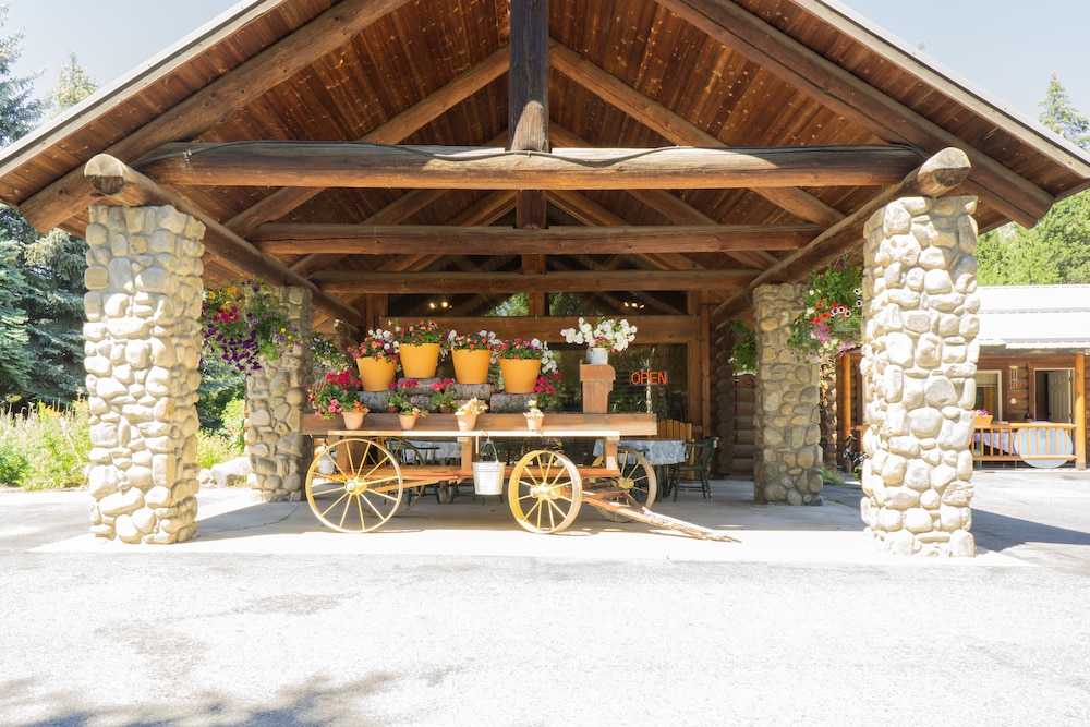 Bonners Ferry Log Inn - photo 18