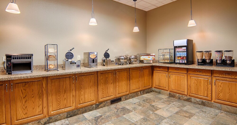 Best Western Hotel & Restaurant - photo 8