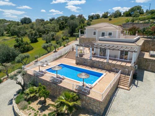 Casa Quadra Dique — 4-Star Luxury Hotel in Faro, Portugal