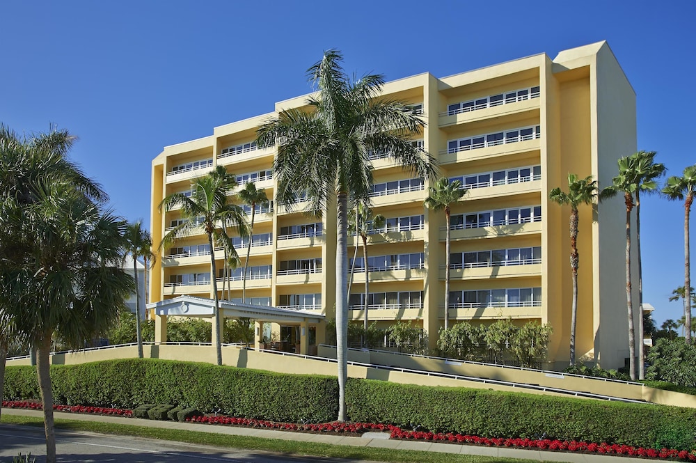 Edgewater Beach Hotel - photo 76
