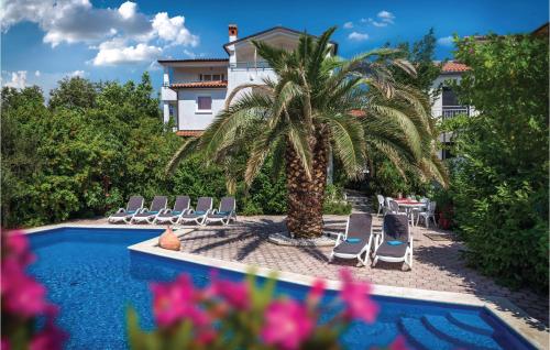Cozy Apartment In Pula With Wifi — 4-Star Luxury Hotel in Pula, Croatia