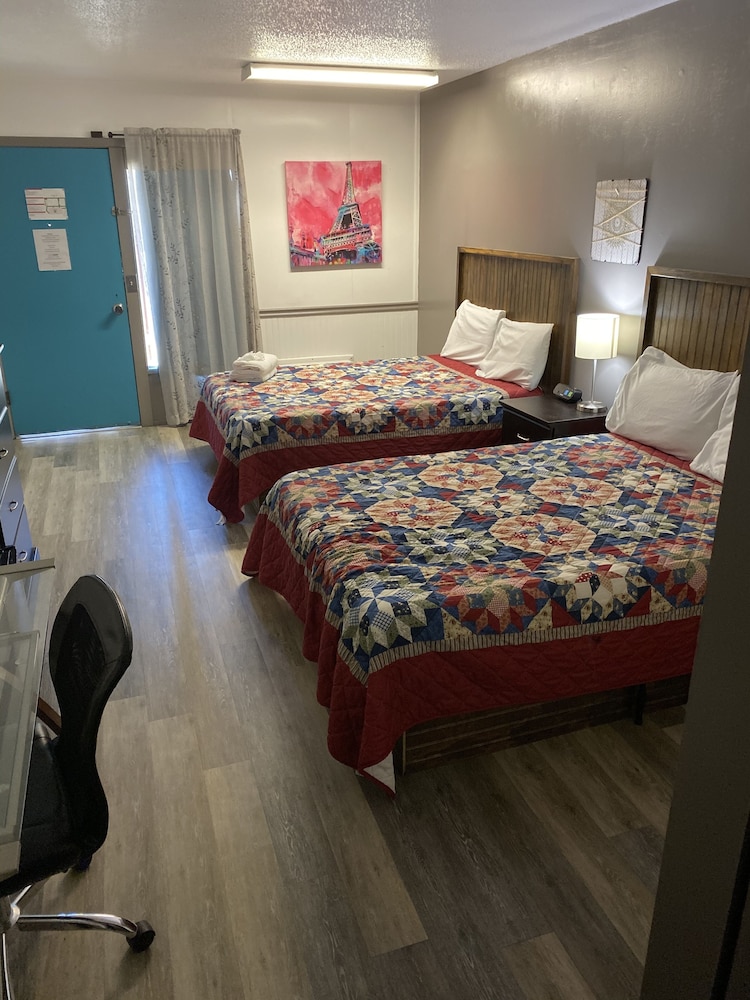 Blue Ridge Rustic Inn - photo 10