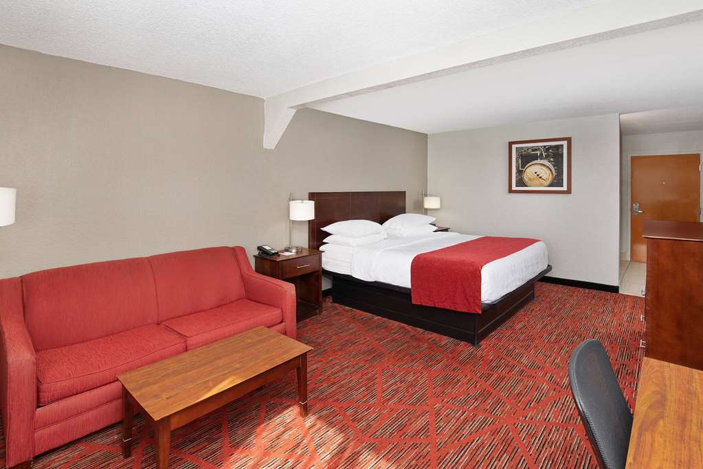 Ramada by Wyndham Bowling Green - photo 22